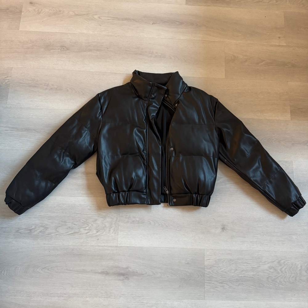 H:Ours Leather Puffer